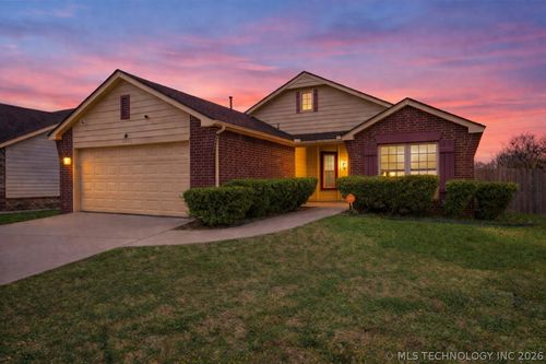 2838 S 138th East Ave, Tulsa, OK, 74134-3051 | Card Image