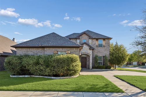 300 Madison St, Burleson, TX, 76028-1592 | Card Image