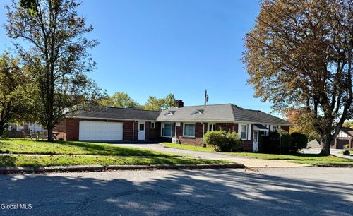 5 Lindbergh Ave, Amsterdam, NY, 12010-2404 | Card Image