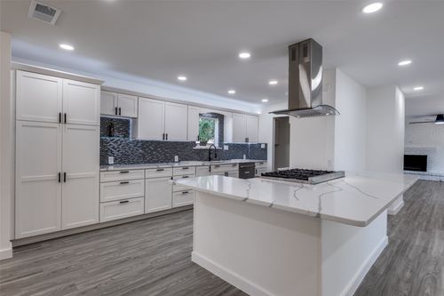 11341 Gatewood Pl, Dallas, TX, 75218-1900 | Card Image