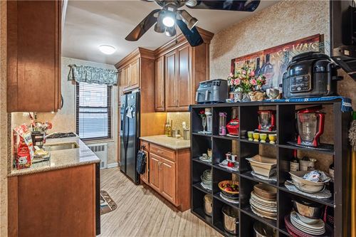 1h-2229 Knapp St, Brooklyn, NY, 11229-5717 | Card Image