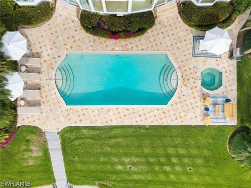1060 Galleon Dr, NAPLES, FL, 34102-7706 | Card Image