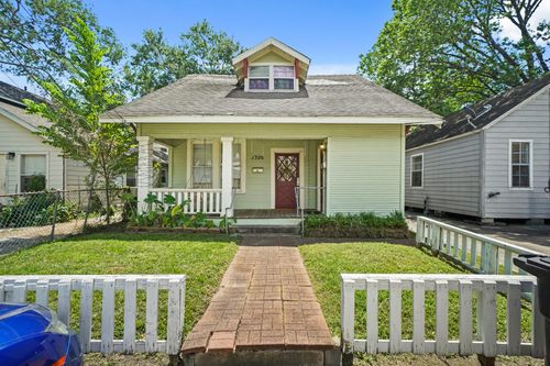 apt-a-1320 Alexander St, Houston, TX, 77008-3859 | Card Image