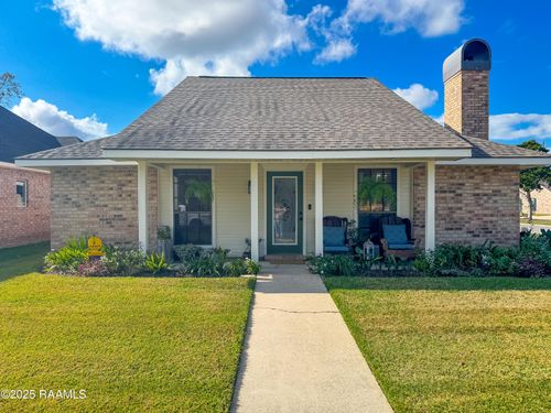 200 Babbling Brook Dr, Lafayette, LA, 70506-5071 | Card Image