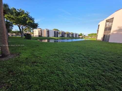 apt-112-3252 Foxcroft Rd, Miramar, FL, 33025-4136 | Card Image