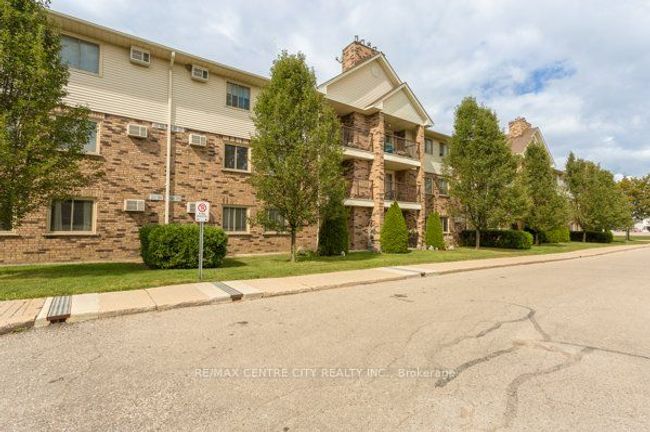 209 - 440 Wellington St, Condo with 2 bedrooms, 1 bathrooms and 1 parking in Saint Thomas ON | Image 32