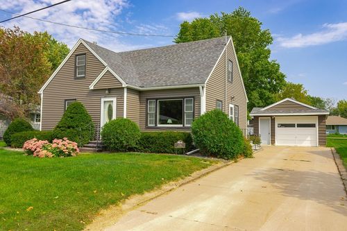116 Park Avenue N, Vermillion, MN, 55085 | Card Image