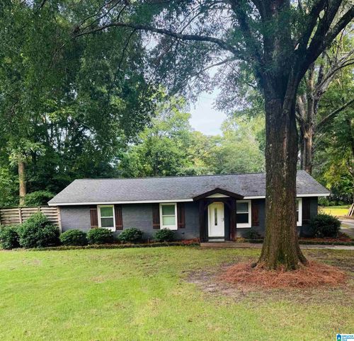 4032 Meadowview Cir, Vestavia, AL, 35243-5636 | Card Image