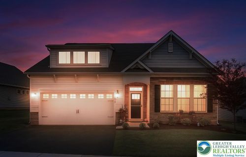 7911 Schaefer Crst, Breinigsville, PA, 18031-8709 | Card Image