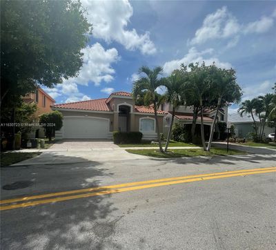 5412 Sw 131st Ter, House other with 4 bedrooms, 2 bathrooms and null parking in Miramar FL | Image 1