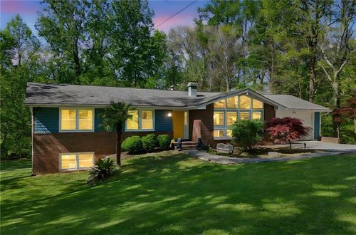 2414 Melinda Dr Ne, Atlanta, GA, 30345-1917 | Card Image