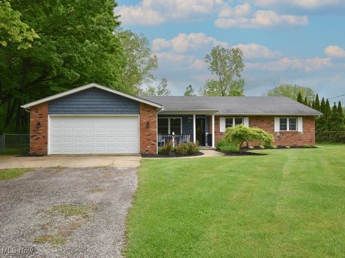 1687 Bennett Rd, Madison, OH, 44057-1429 | Card Image