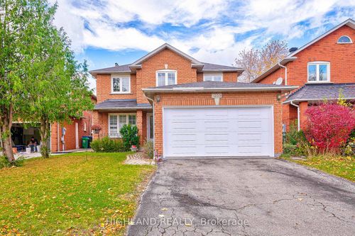 1059 Springwater Cres, Mississauga, ON, L5V1G4 | Card Image