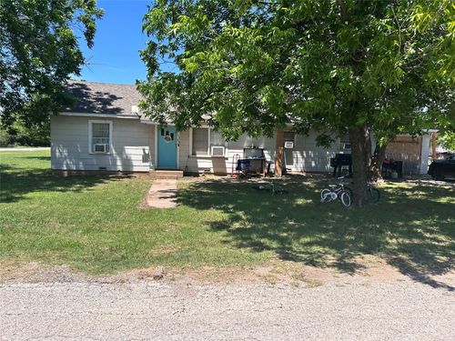 1305 Oak St, Megargel, TX, 76370 | Card Image