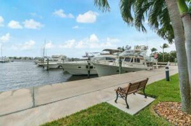 APT-406 - 804 E Windward Way, Condo with 2 bedrooms, 2 bathrooms and null parking in Lantana FL | Image 61