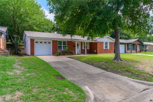 157 Bob White Rd, Denison, TX, 75020-3528 | Card Image