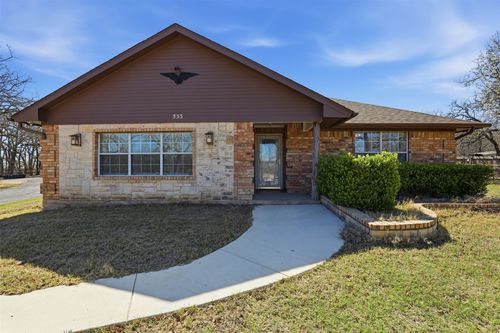 533 Eagles Way, Springtown, TX, 76082-5749 | Card Image