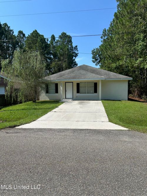6263 E Newton St, Bay Saint Louis, MS, 39520-8569 | Card Image