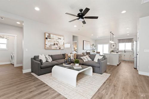 4411 Solitude Way, Caldwell, ID, 83607-1242 | Card Image