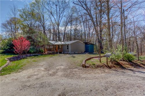 47 Tobacco Pouch Creek Rd, Dahlonega, GA, 30533-4761 | Card Image