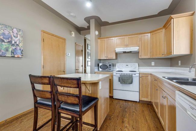 51 Abel Close, Townhouse with 4 bedrooms, 2 bathrooms and 2 parking in Red Deer AB | Image 12