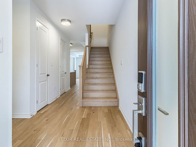 3022 Langdon Rd, House attached with 3 bedrooms, 3 bathrooms and 1 parking in Oakville ON | Image 4
