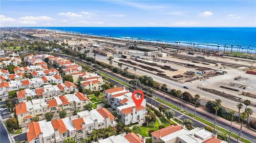 6051 Broadstone Circle, Huntington Beach, CA, 92648 | Card Image