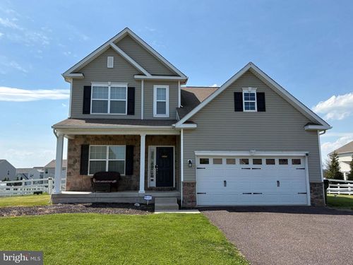 75 Windover Dr, Gilbertsville, PA, 19525-9452 | Card Image