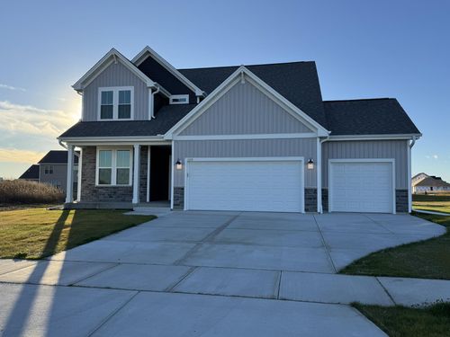 1690 Whalen Dr, Oconomowoc, WI, 53066 | Card Image