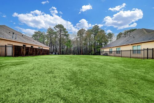 2926 S Cotswold Manor Dr, Kingwood, TX, 77339-1657 | Card Image