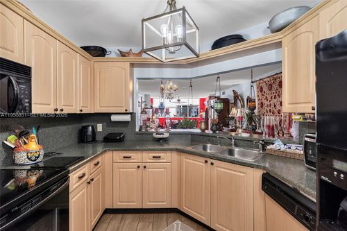 apt-310-2603 103rd Ave, Sunrise, FL, 33322-6823 | Card Image