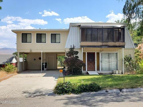 15 Sunnyside Ave, Winnemucca, NV, 89445-2616 | Card Image