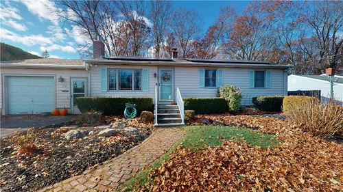 125 Revere Ave, West Warwick, RI, 02893-3938 | Card Image