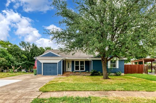 1413 Hill St, Grapevine, TX, 76051-5550 | Card Image