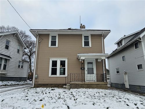 20 Verdun Dr, Akron, OH, 44312-1108 | Card Image