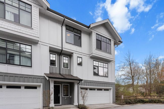 5 - 5218 Savile Row, Townhouse with 3 bedrooms, 2 bathrooms and 2 parking in Burnaby BC | Image 1