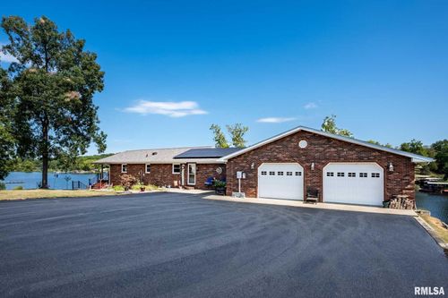 622 Dongola Ct, Creal Springs, IL, 62922-3814 | Card Image