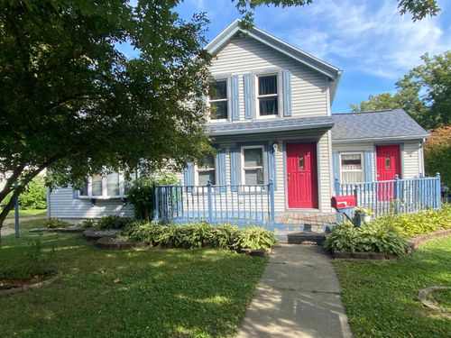 284 E Main St, Evansville, WI, 53536-1155 | Card Image