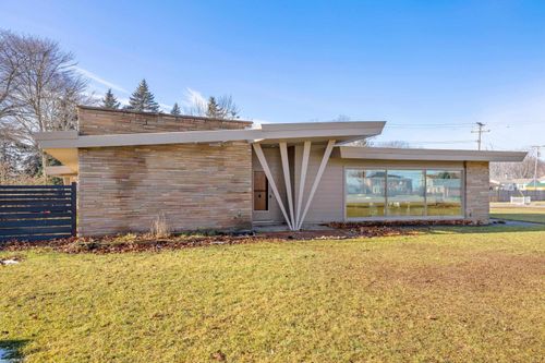 4177 Gratiot Ave, Fort Gratiot, MI, 48059-3921 | Card Image