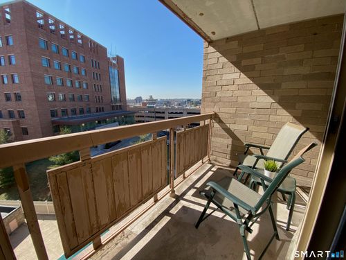 apt-4k-143 Hoyt St, Stamford, CT, 06905-5749 | Card Image