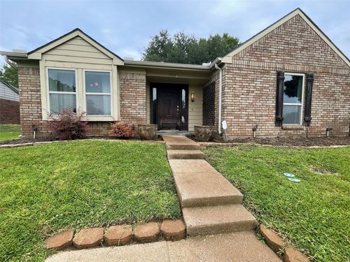 309 S Macarthur Blvd, Coppell, TX, 75019-3606 | Card Image