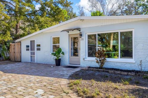 2111 Vinson Ave, SARASOTA, FL, 34232-4111 | Card Image