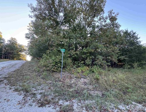 1201 Orchard Ln, Horseshoe Bend, AR, 72512-1305 | Card Image