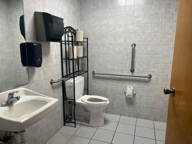 Room 2.jpg | Image 9