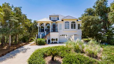 31172 Oak Drive, House other with 4 bedrooms, 3 bathrooms and null parking in Orange Beach AL | Image 1