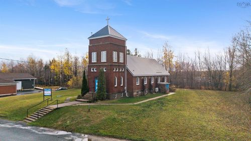 14 Church St, Lantz, NS, B2S1P3 | Card Image
