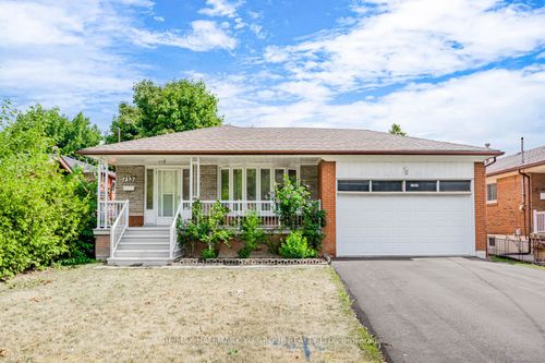 7137 Madiera Rd, Mississauga, ON, L4T3A7 | Card Image