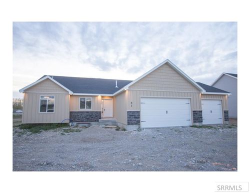 41 N White Pine Ln, Rigby, ID, 83442-5301 | Card Image