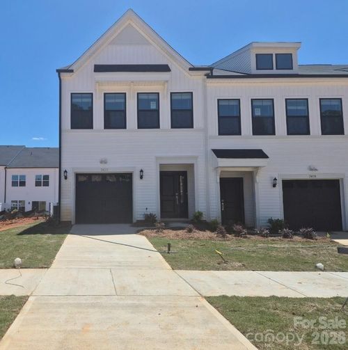 95-7422 Mashburn Dr, Charlotte, NC, 28269 | Card Image