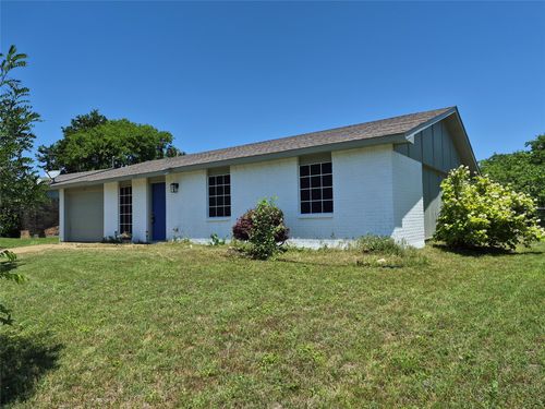 117 Yorkshire Dr, Cedar Hill, TX, 75104-2707 | Card Image